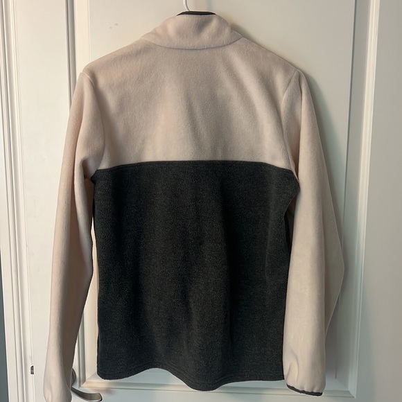 Columbia quarter zip- PAWS edition - Picture 3 of 3